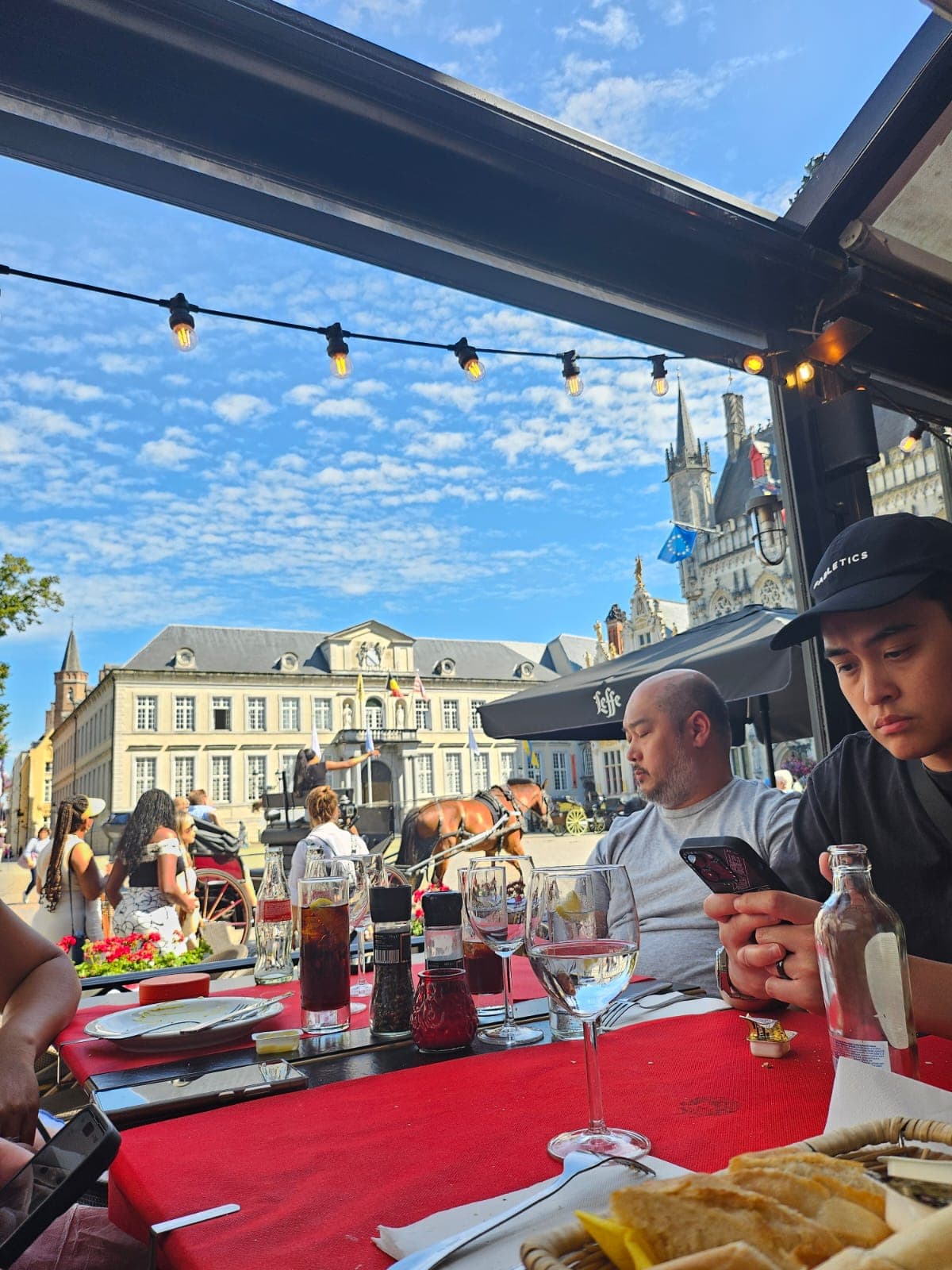 Bruges — A Fairytale Frozen in Time — photo 5