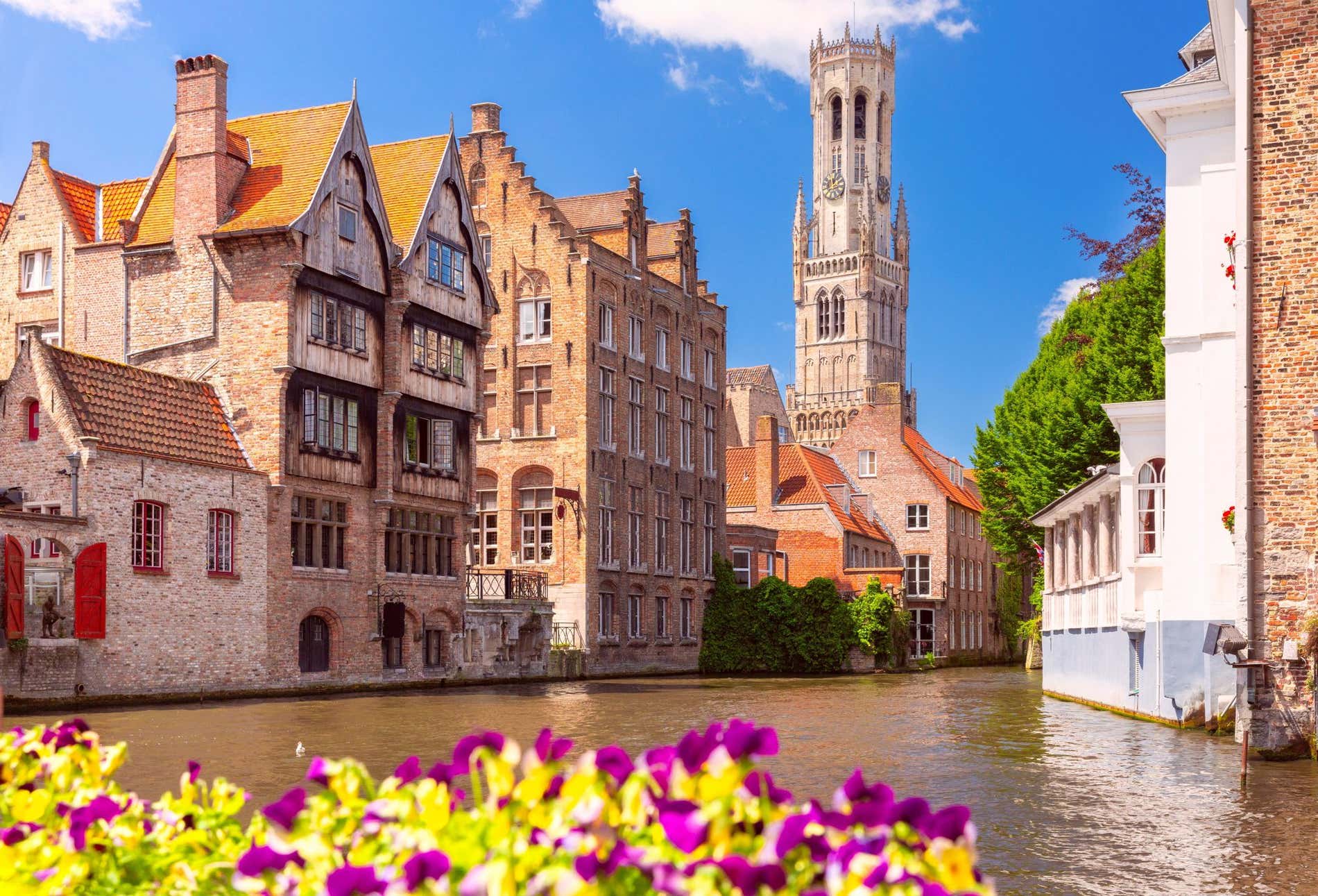 Bruges — A Fairytale Frozen in Time — photo 22