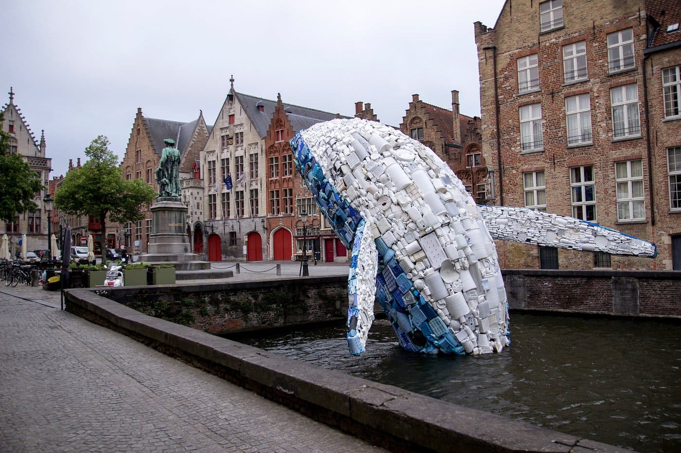 Bruges — A Fairytale Frozen in Time — photo 24