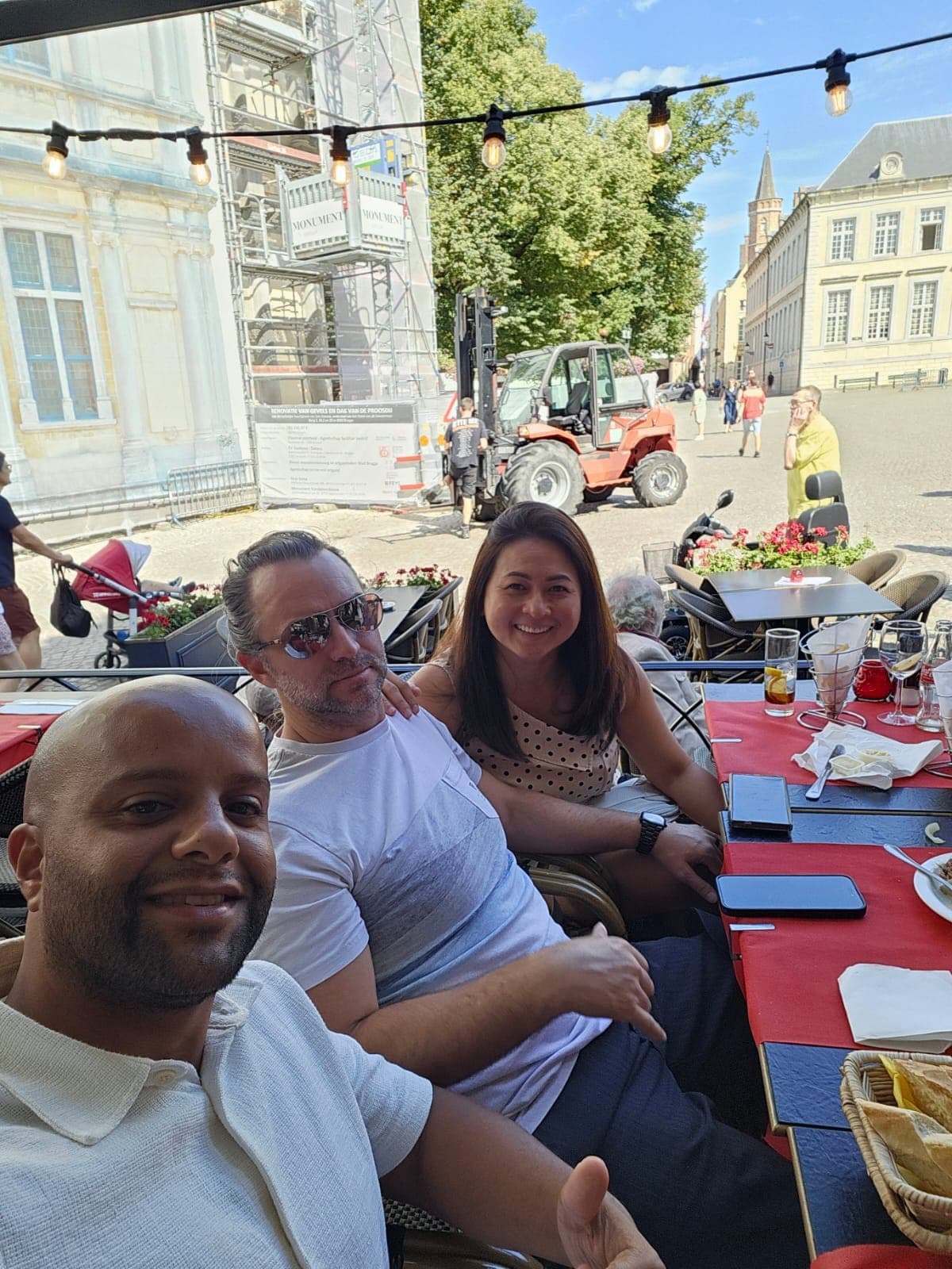 THE HEART OF BELGIUM — HISTORY, ELEGANCE & CHOCOLATE — photo 16